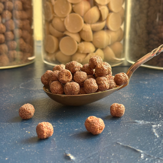 Organic balls with cocoa
