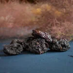 Organic pitted plums (dried)